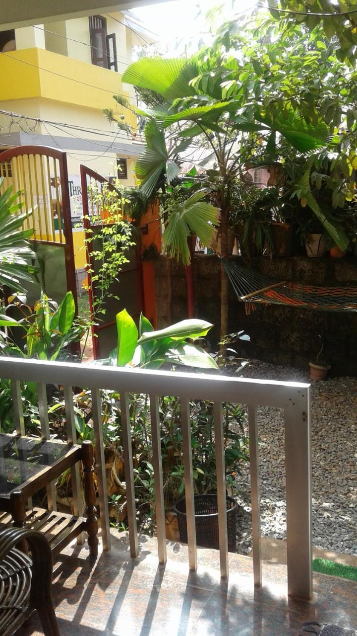 Hôtel Baby House à Varkala Extérieur photo
