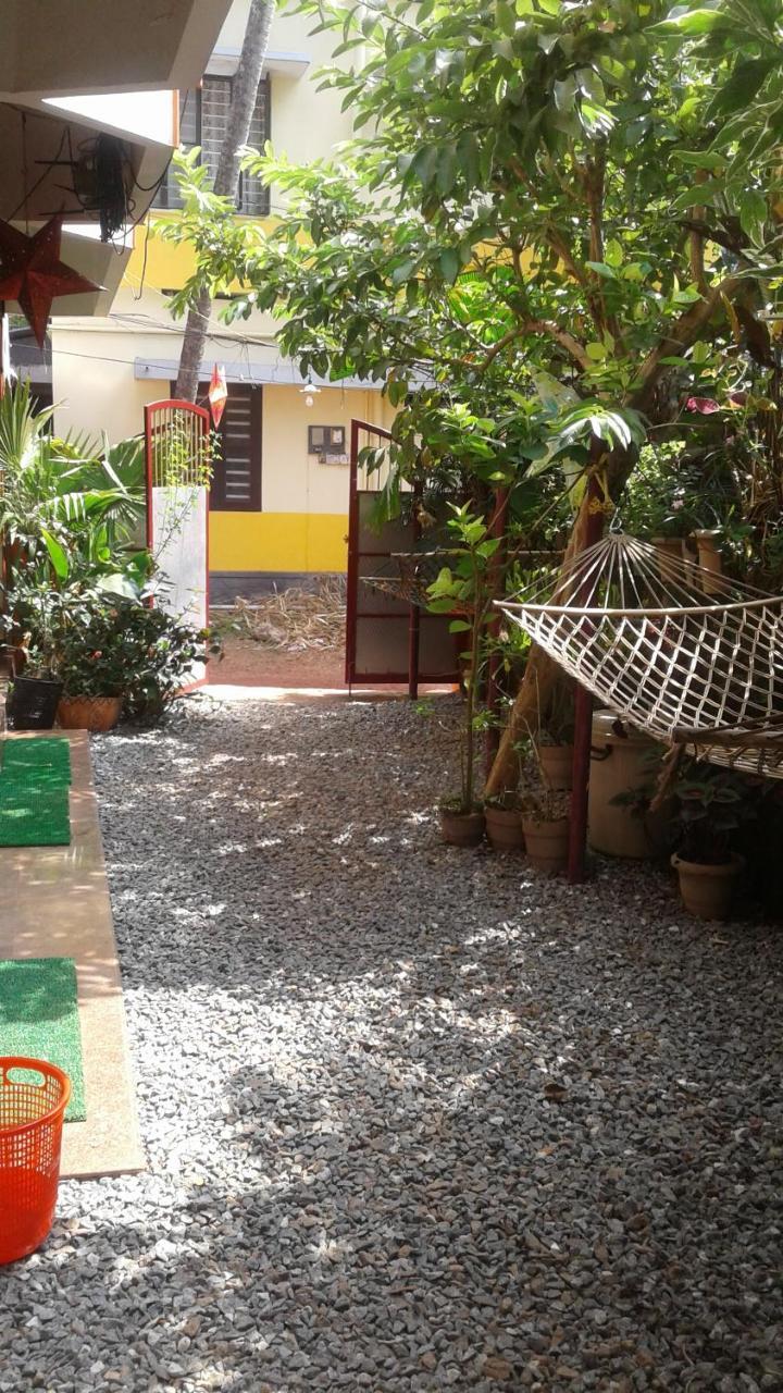 Hôtel Baby House à Varkala Extérieur photo