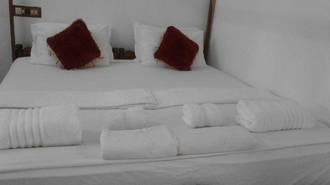 Hôtel Baby House à Varkala Extérieur photo